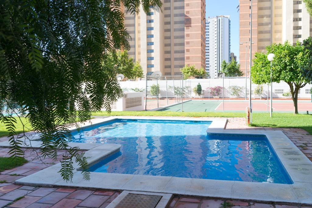 Gemelos 4 Benidorm Luaran gambar